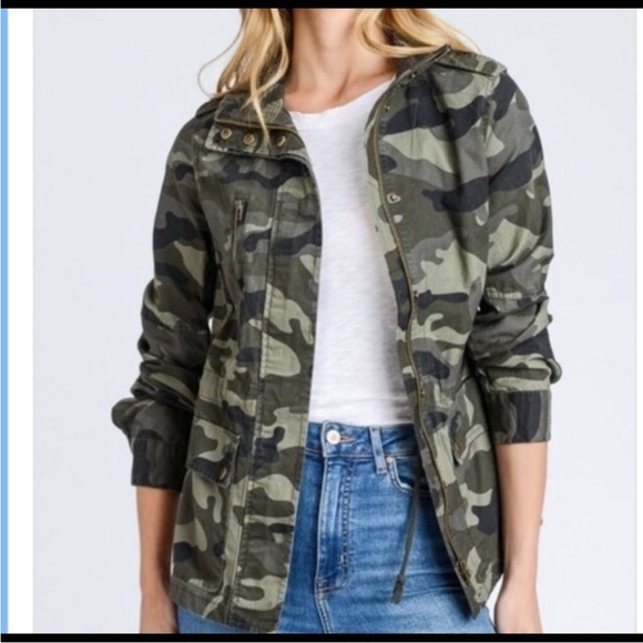 Camo Print Jacket M/L - Picture 2 of 6